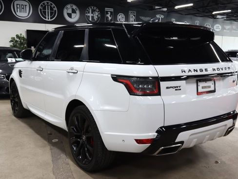 Used 2020 Land Rover Range Rover Sport HST image 3