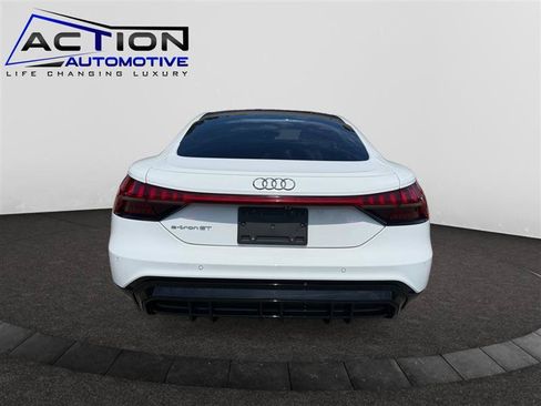 Used 2022 Audi e-tron GT Premium Plus w/ Performance Package AWD/4WD image 7