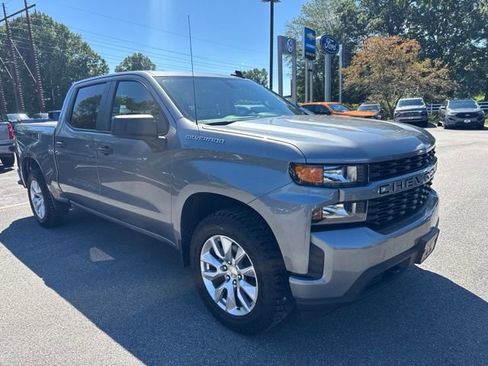 Used 2021 Chevrolet Silverado 1500 Custom AWD/4WD image 4