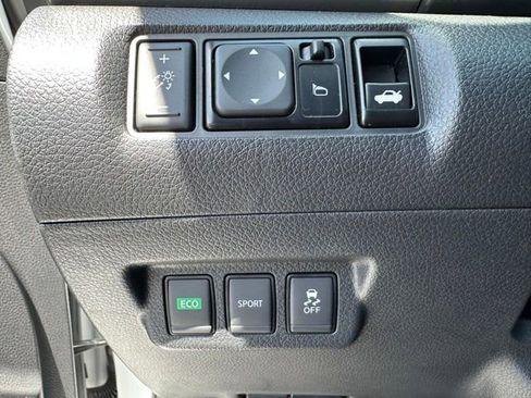 Certified 2017 Nissan Sentra SR Turbo w/ SR Turbo Premium Package FWD image 17