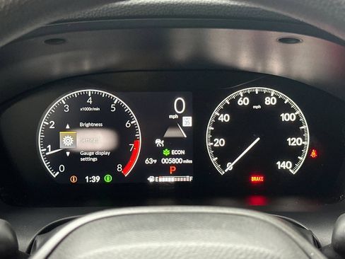 Used 2025 Honda HR-V LX image 18