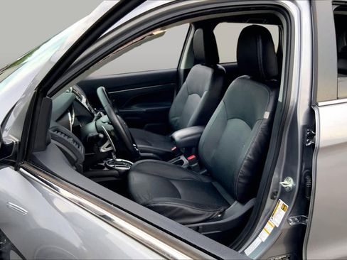 Used 2017 Mitsubishi Outlander Sport SEL FWD image 8