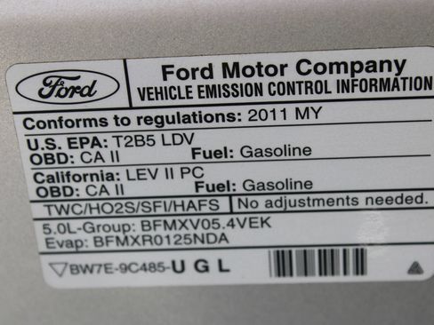 Used 2011 Ford Mustang GT Premium RWD image 27