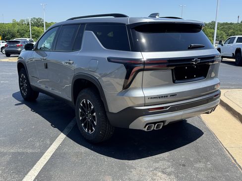 New 2026 Chevrolet Traverse Z71 w/ Driver Confidence Package AWD/4WD image 3