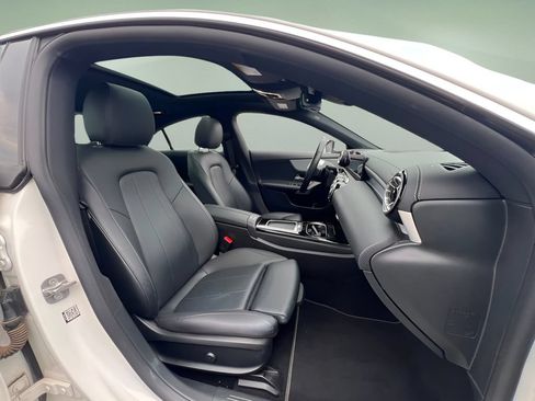 Used 2025 Mercedes-Benz CLA 250 4MATIC image 24