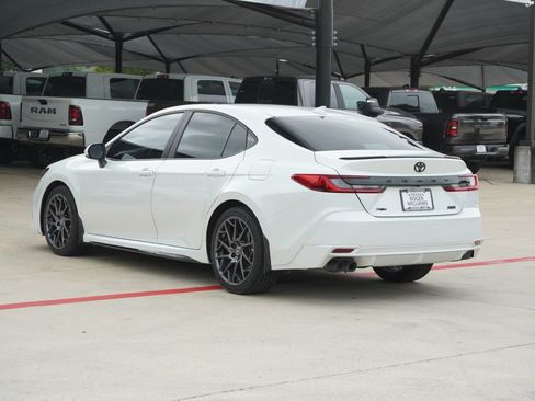 Used 2025 Toyota Camry XSE FWD image 3