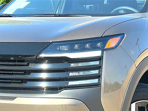 New 2026 Nissan Kicks SV w/ Charging Package image 4