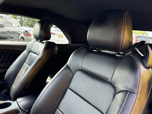 Used 2022 Ford Mustang Premium image 16