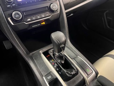 Used 2020 Honda Civic LX image 29