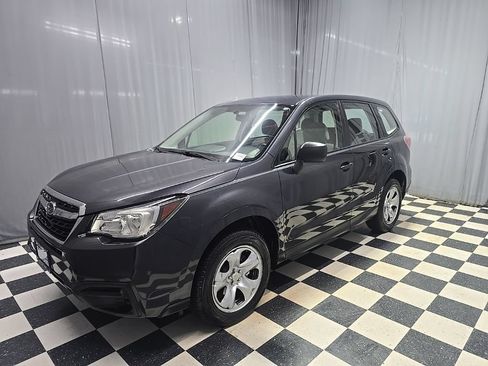 Used 2017 Subaru Forester 2.5i AWD/4WD image 1