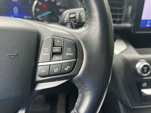 Used 2020 Ford Explorer XLT w/ Equipment Group 202A AWD/4WD image 23