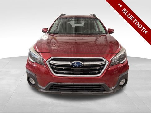 Used 2019 Subaru Outback 2.5i Premium image 11