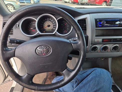 Used 2007 Toyota Tacoma PreRunner image 13