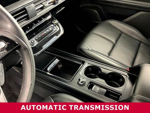 Used 2023 Lincoln Corsair AWD w/ Equipment Group 101A image 16