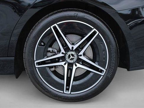 Used 2024 Mercedes-Benz C 300 4MATIC Sedan image 16