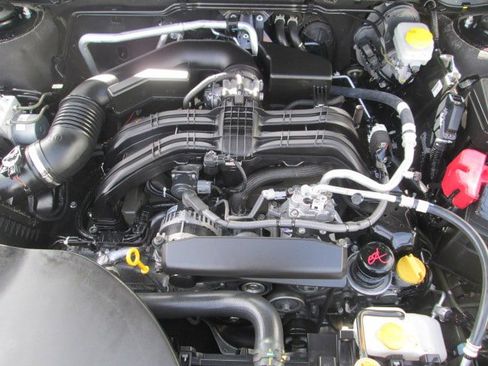 Used 2023 Subaru Outback Premium AWD/4WD image 24