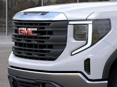 New 2026 GMC Sierra 1500 Pro AWD/4WD image 13
