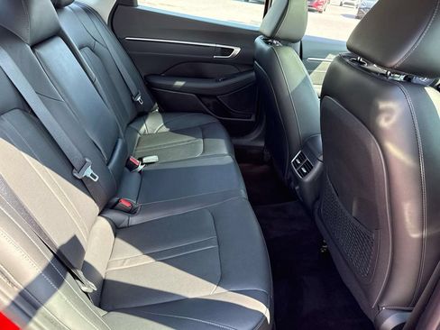 Used 2021 Hyundai Sonata Limited w/ Cargo Package FWD image 21