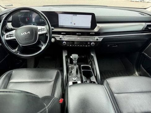 Used 2023 Kia Telluride LX AWD/4WD image 11