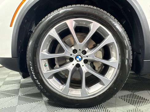 Certified 2023 BMW X5 xDrive40i w/ Premium Package AWD/4WD image 8