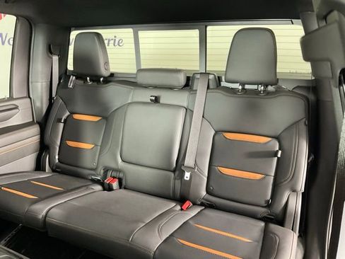 Used 2024 GMC Sierra 2500 AT4 w/ AT4 Premium Plus Package image 16