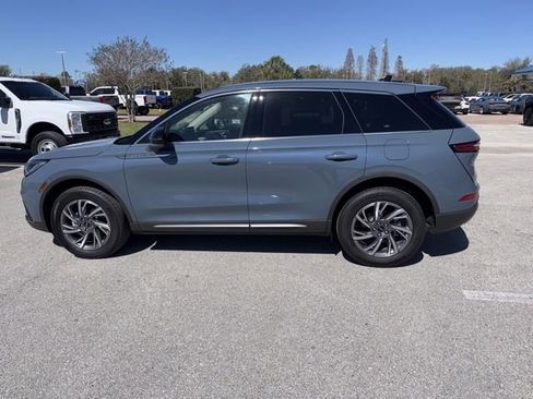 Used 2025 Lincoln Corsair FWD w/ Equipment Group 101A image 8