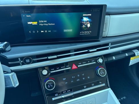 New 2026 Hyundai Santa Fe SE image 11