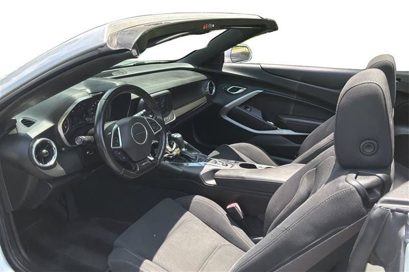 Used 2017 Chevrolet Camaro LT w/ RS Package RWD image 10
