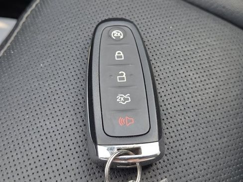 Used 2015 Ford Expedition Limited AWD/4WD image 24