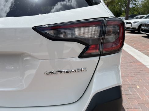 Used 2023 Subaru Outback Premium AWD/4WD image 41