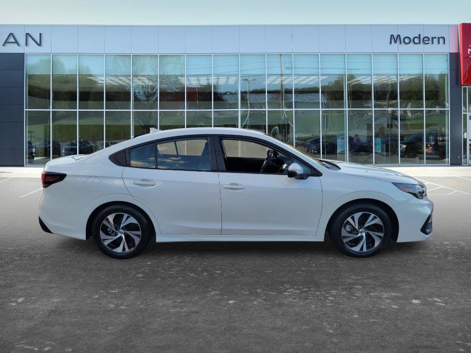Used 2025 Subaru Legacy Premium AWD/4WD image 4