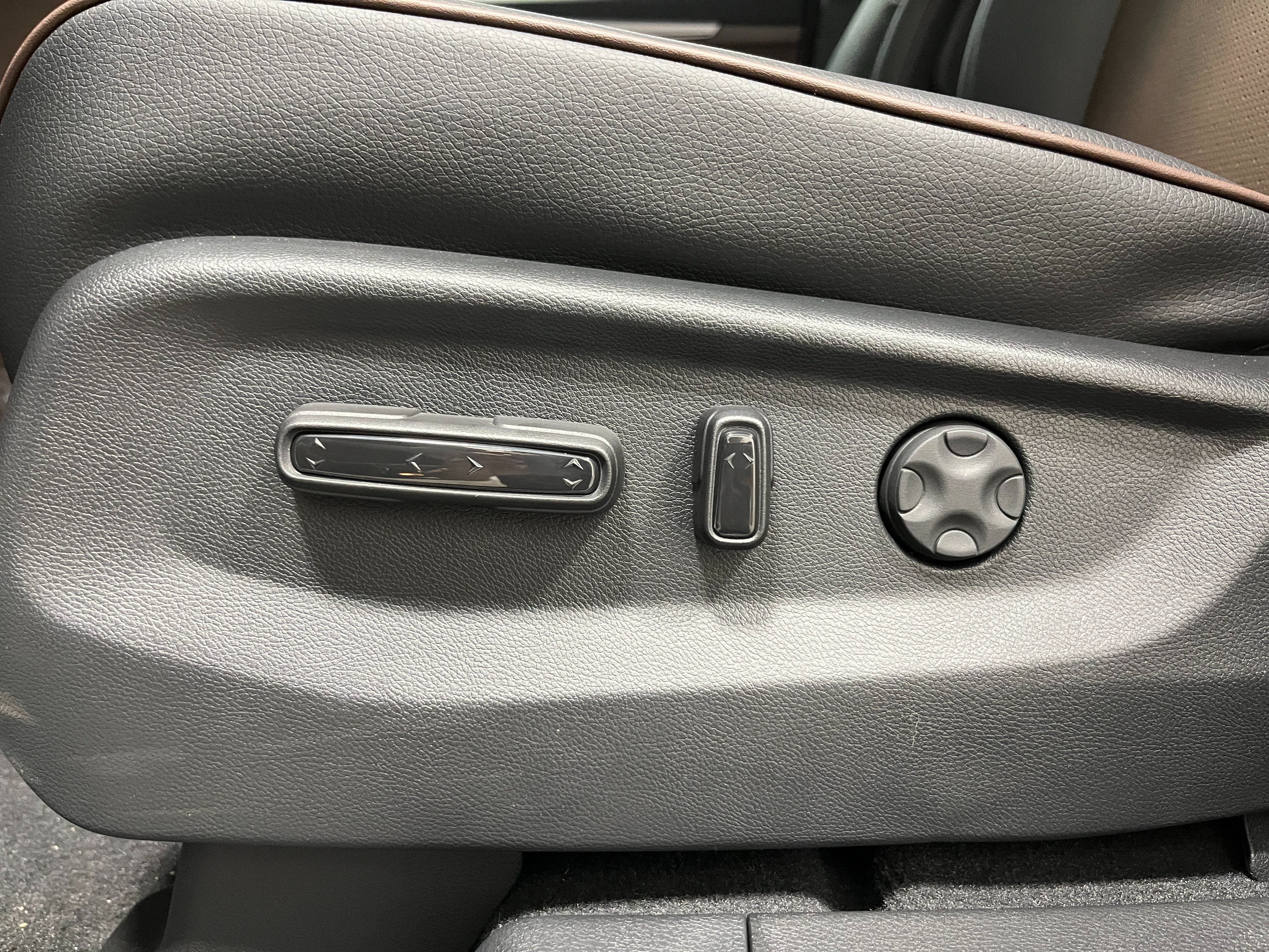 New 2027 Honda Odyssey Elite image 14