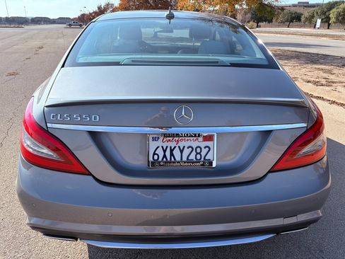 Used 2012 Mercedes-Benz CLS 550 CLS550 image 4