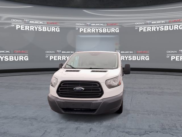 Used 2018 Ford Transit 250 148 Low Roof RWD image 3
