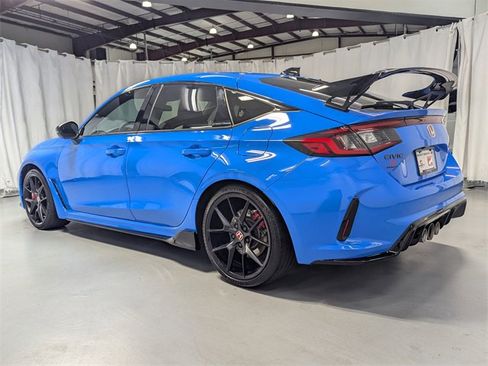 Used 2024 Honda Civic Type R image 4