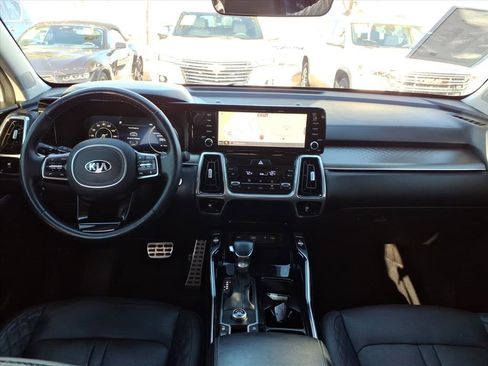 Used 2021 Kia Sorento SX image 17
