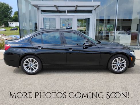 Used 2018 BMW 320i xDrive Sedan AWD/4WD image 2