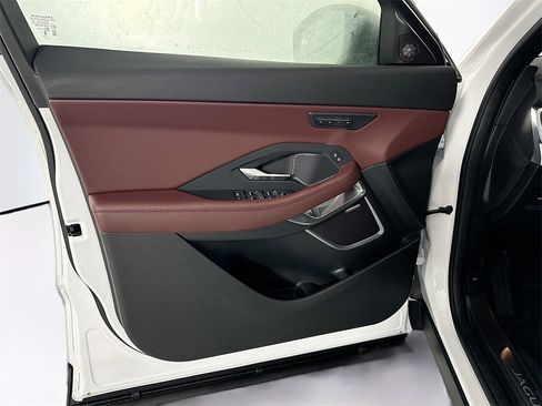 New 2024 Jaguar E-PACE R-Dynamic SE image 18