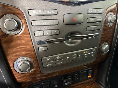 Used 2018 Nissan Armada SL w/ Moonroof Package image 34