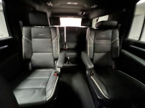 Used 2025 Cadillac Escalade ESV Premium Luxury w/ Touring Package AWD/4WD image 22