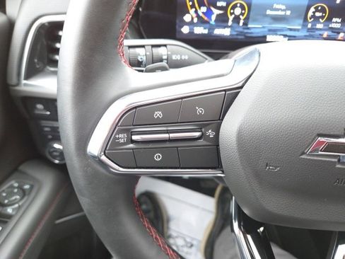 Used 2025 Chevrolet Suburban RST image 63