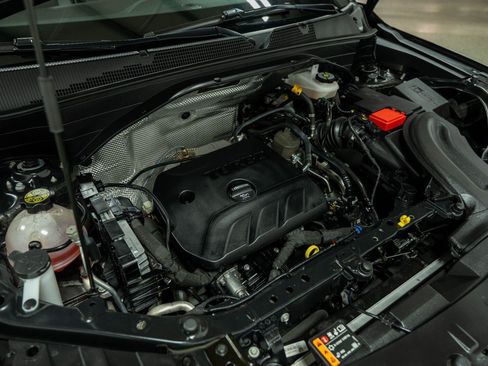 Certified 2023 Chevrolet TrailBlazer LT w/ Convenience Package FWD image 14
