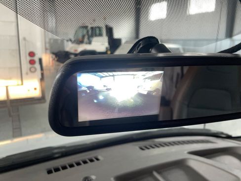 Used 2025 GMC Savana 3500 Extended RWD image 19