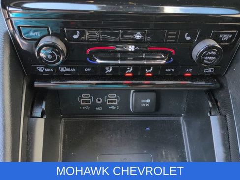 Used 2023 Jeep Grand Cherokee Altitude AWD/4WD image 17