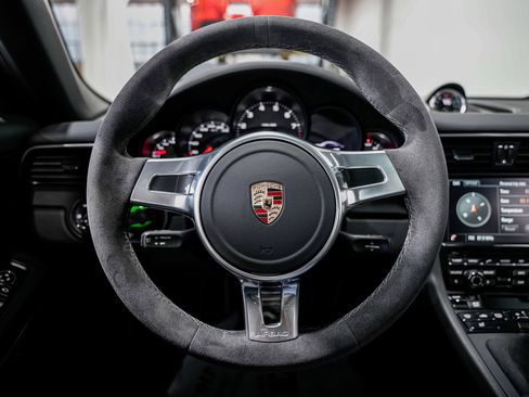Used 2014 Porsche 911 Carrera 4S AWD/4WD image 10
