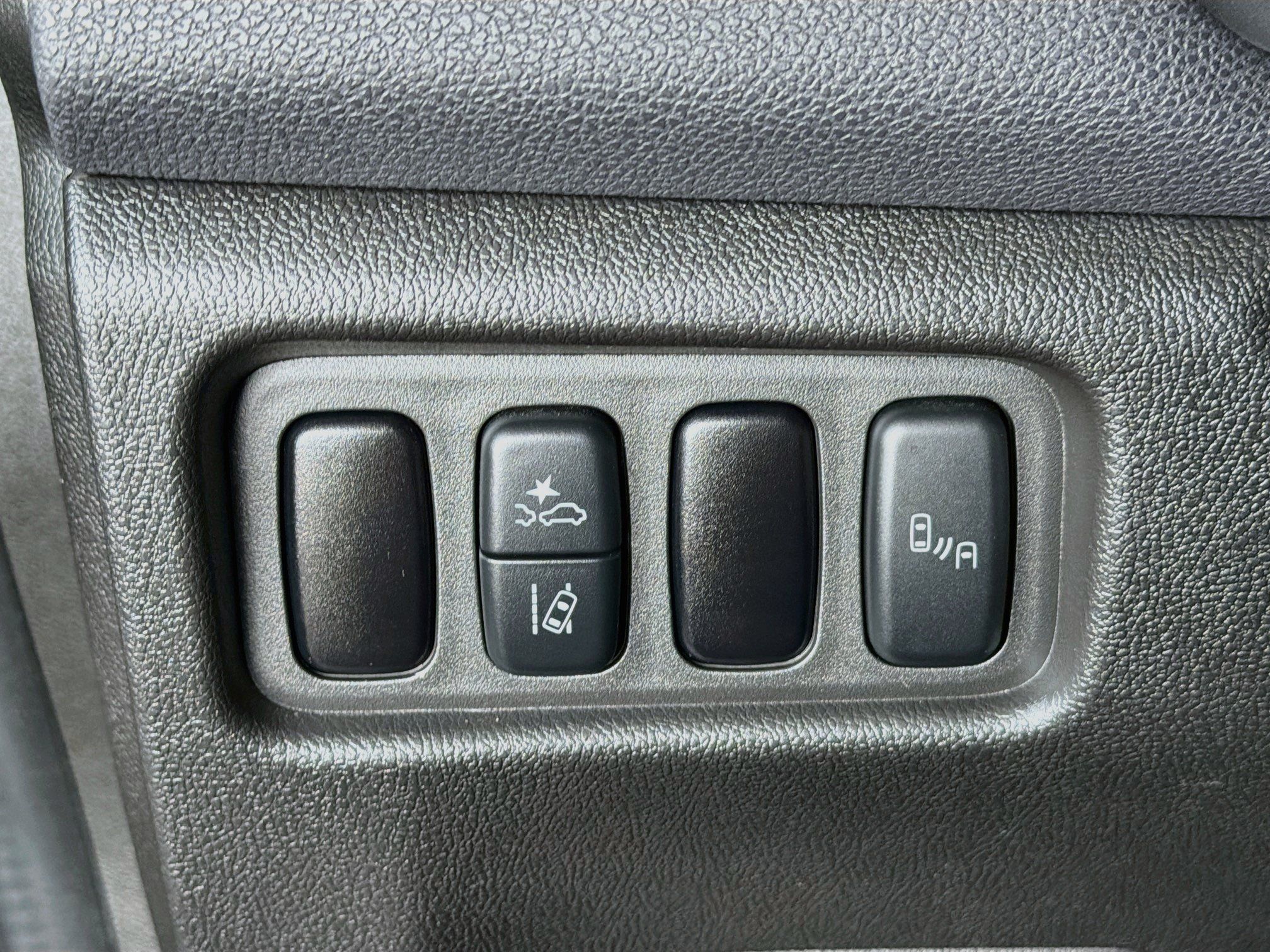 Used 2024 Mitsubishi Outlander Sport AWD image 16