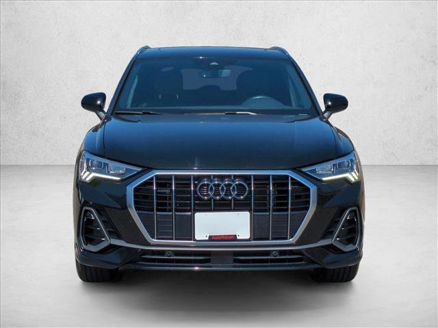 Used 2024 Audi Q3 2.0T Premium AWD/4WD image 2