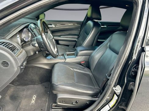 Used 2013 Chrysler 300 C w/ Light Group AWD/4WD image 11