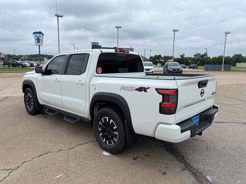 Used 2023 Nissan Frontier PRO-4X w/ Tow Package AWD/4WD image 7