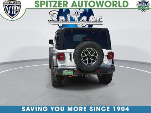 Used 2024 Jeep Wrangler Unlimited Rubicon AWD/4WD image 8